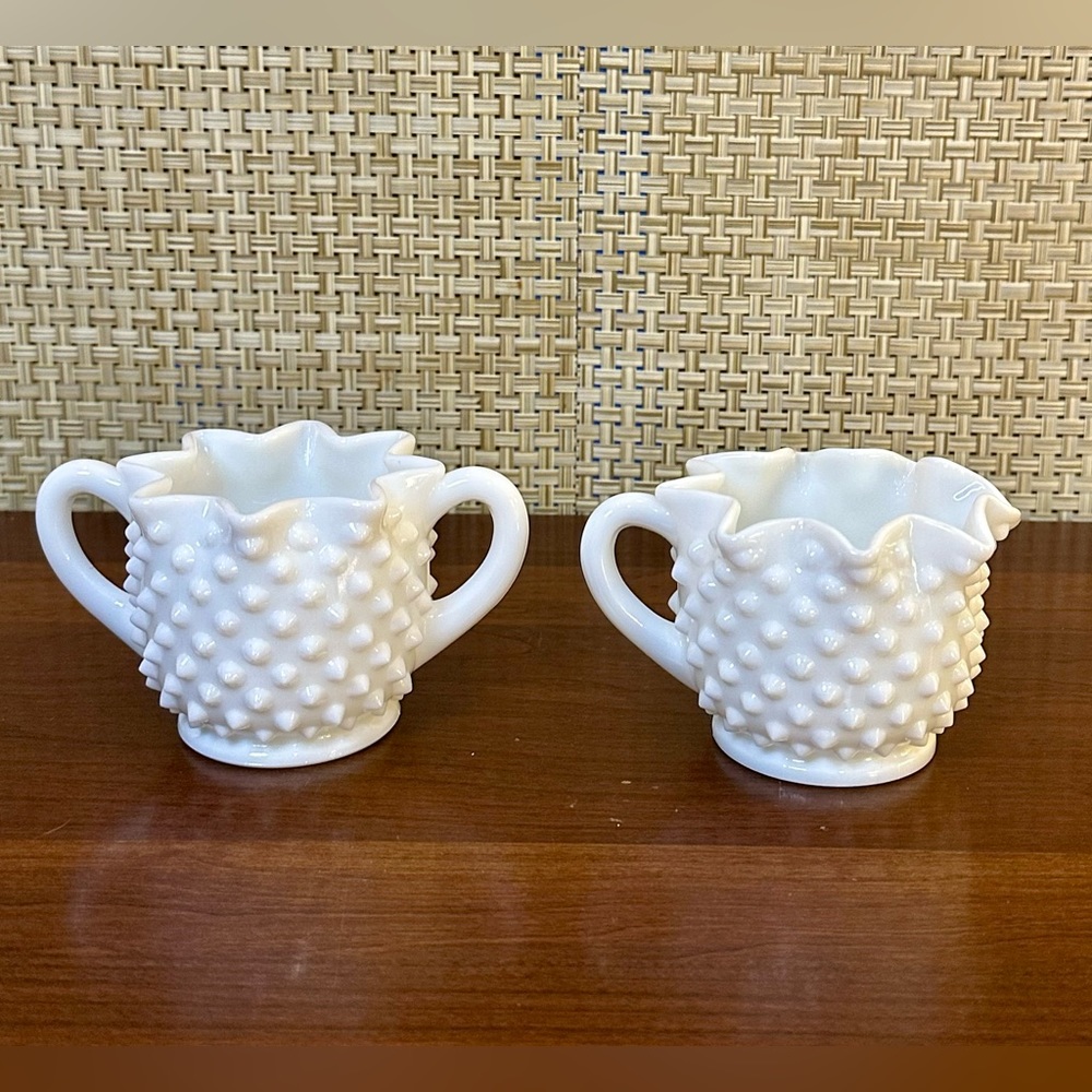 🍁🌟2xHP🌟VTG 1950s Fenton White Hobnail Milk Glass Crimped Edge Cream & Sugar - Picture 6 of 8